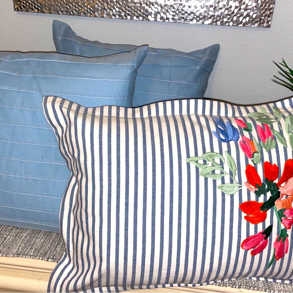 NWT: Ralph Lauren Decorative Pillows. MRSP. $135 ea.   2 X $119 or 3 X $165